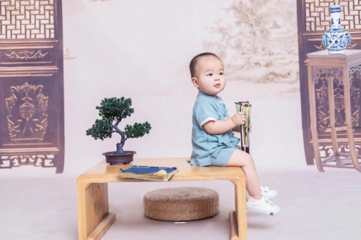 镇江孕妇肚子上的黑线
